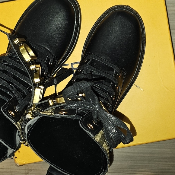 Fendi combat Boots sz 40EU - Picture 5 of 16
